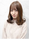 優しさオーラたっぷり◎可愛めニュアンスふんわり柔らかミディ