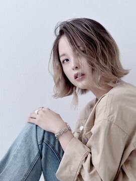 キッカ(kicca) 【kicca】無造作カール×グラデーションカラー