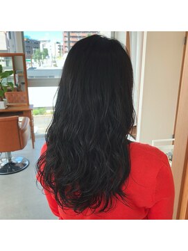 アクセヘアー 町田(acce hair) 黒髪ロングのナチュラルウェーブパーマ