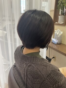 コアフィールフィス(COIFFURE fils) 《見附　今町》大人　ショートボブ