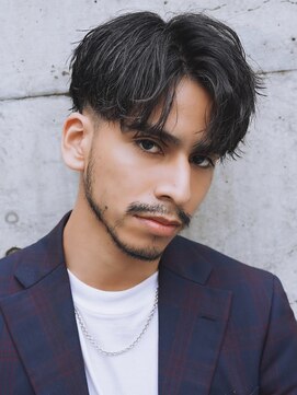 アルファ 新宿(alpha) サーフカール/ 刈り上げセンターパート/ブルーブラック[新宿駅]