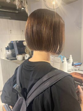 ティダスマイル(tida smile) シルキーベージュ×ショートボブ20代30代40代50代