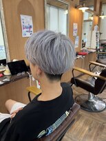 ラッシュヘアー(Rush hair) ホワイトシルバー