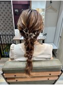編みおろしヘアアレンジ