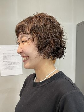 ナループロア ハチ(Nalu pu loa hachi) ボブパーマ/ハードパーマ/くるくるパーマ/スパイラルパーマ