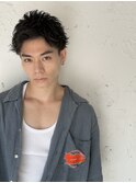 刈り上げツイストパーマ無造作アップバングショートメンズヘア
