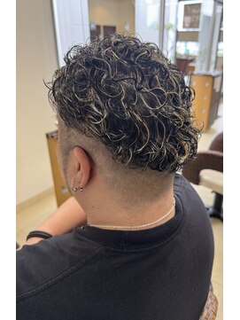 ヘアー ラルゴ(HAIR LARGO) ハイライト&パーマ