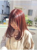 ワインレッドカラー×レイヤースタイル