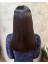 スローネ(THRONE)&nbsp;縮毛矯正で艶髪／20代30代40代／新宿／髪質改善