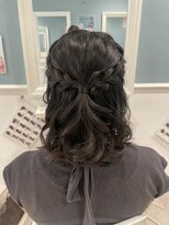 ホワイト 東京新宿店(White) 編み込みハーフアップ!