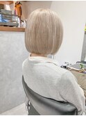 ホワイトカラー/ハイトーンカラー/ボブ/髪質改善/縮毛矯正/新宿