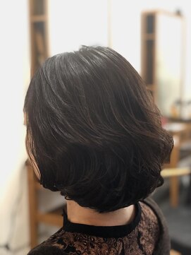 ミーティア バイ クアトロ(Meteor By QUATRO) ボブスタイル