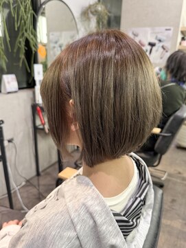 ゼスト クレス(ZEST Cres) 【立川CRES吉岡】ハイトーンボブ