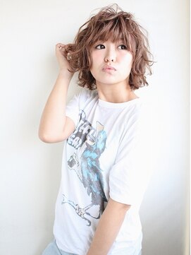 リブ(Live) ポップなセミディカール《クリープパーマ》【Live/久米川】