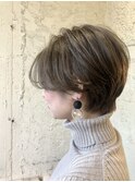 ハンサムショート/大人かわいい/ベージュ系 担当夕島