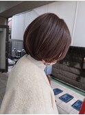 乾かすだけで収まる「丸みボブ」