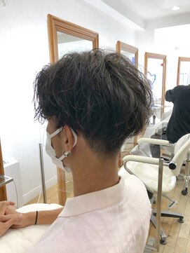 ヘッズ 本八幡店(HEADS) MEN'S HAIR  センターパート　ツイストスパイラル　韓国マッシュ