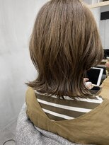 ヴィア(via) くびれ外ハネボブ×オリーブベージュ