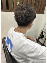 ウォルク(WOLK)&nbsp;刈り上げショート/ハイライトカラー/シルバーメッシュ