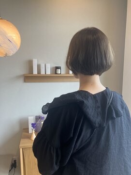 ロロ(roro) コンパクトショートボブ