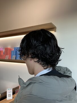 ヤドリギ(yadorigi) クラシカル、フォーマルに少しだけお茶目