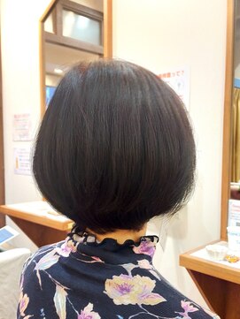 ヘアー グリーン(hair green) 30代40代50代/ショートボブ/丸みショート/大人ショート