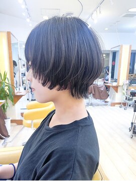 モリオ フロム ロンドン 成増店 【morio成増 セリザワ】マッシュショート 顔まわりレイヤー