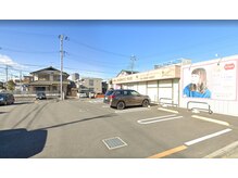 ドラマチックヘア 狭山ヶ丘店(DRAMATIC HAIR)の雰囲気（【広々とした駐車スペース】★駐車料金無料★）