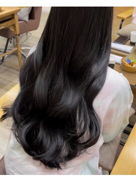 ナンバー エアロ 横浜(N° +aero) 髪質改善トリートメント/酸熱トリートメントでツヤ髪ツヤカラー