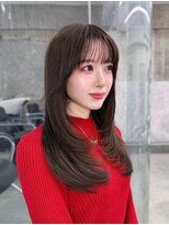 フィヴェント(Fivent)&nbsp;黒髪韓国小顔レイヤーイメチェン暗めオリーブグレークラゲヘアー