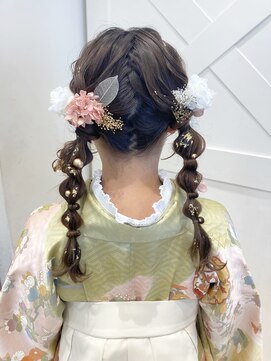 横浜卒業式袴着付けヘアセットツイン編みおろし玉ねぎヘアaya