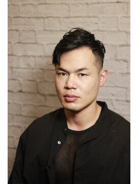 銀座マツナガ 新宿野村ビル店 【新宿/理容室/バーバー】かき上げショート