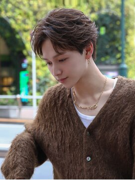 ゴールド 大阪 梅田店(GOALD) ワンカラーブラウンフェザーショート