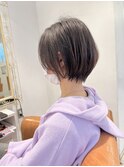 黒髪白髪ぼかし似合わせカットひし形ショートボブ