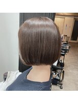 ミラバイグリーン(Mira by green)&nbsp;【担当JUN】ミニボブ×カーキベージュ