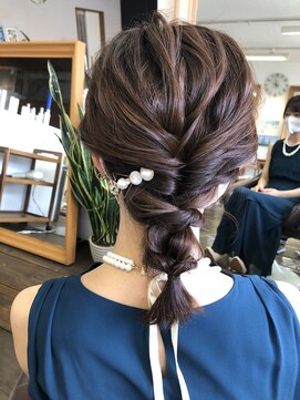 ヘアホスピタル ファニーフェイス(HAIR HOSPITAL funny face) お呼ばれあみおろしアレンジ