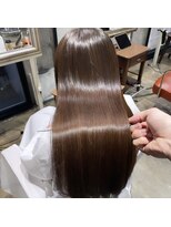 サロンドミルク 原宿(salon de MiLK) 髪質改善で天使の艶に！何もつけなくても綺麗なすっぴん髪へ