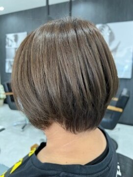 ディティール(Detail) 丸みショート×コンパクトボブ