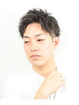 クオンヒール(QUON HEAL)&nbsp;七三アップバングニュアンスパーマテーパーフェードｎ