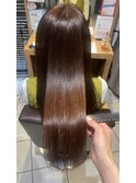 縮毛矯正で土台からの艶感を