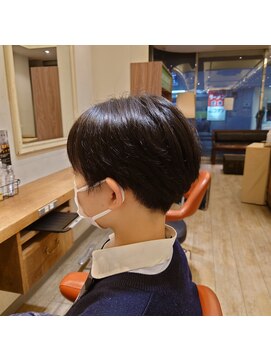 オナー(honor) 210代0代30代小顔ハンサムショート