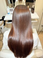 メゾンe.m.a(MAISON e.m.a)&nbsp;艶髪ストレート/髪質改善/縮毛矯正/ロング