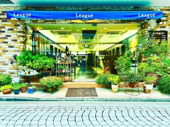 リーグ 青葉台店(League)の写真/【青葉台駅徒歩2分】駅近好立地◎たくさんの草花に囲まれた、笑顔の絶えないアットホームなサロン＊