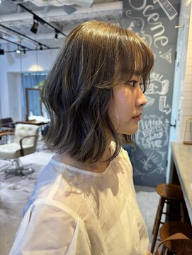 シーン 池袋(scene.) scene.【シーン】【池袋 西口徒歩3分】やわらかオリーブベージュ