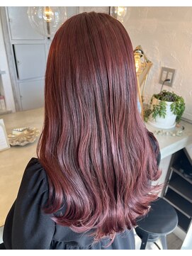 シエラヘアー(Sea Erra) 立体感のあるハイライト×鮮やかで深みのあるカシスピンクカラー