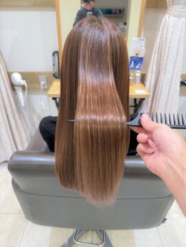 ミラバイケンジ 藤沢(Mira by KENJE) 白髪ぼかしハイライトカラー30代40代50代ブルーグレージュ