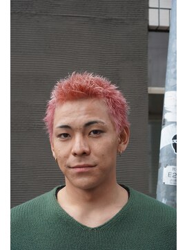 ツークツワンク バーバー 新宿(ZUG2WANG BARBER) ピンクスパイキーショート