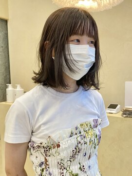 スニュウ(snuw) 切りっぱなしボブ小顔カットグレージュミルクティ