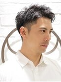 王道アップバングツーブロックショート刈り上げビジネスバーバー