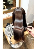 グリーンズ(Greens)&nbsp;美髪縮毛矯正/乾かすだけ！